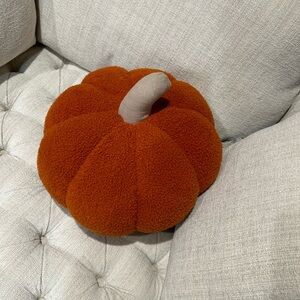 Cozy Pumpkin-Shaped Pillow - Orange and Tan